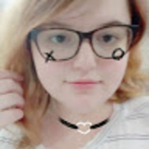 Meet your Posher, Caitlyn